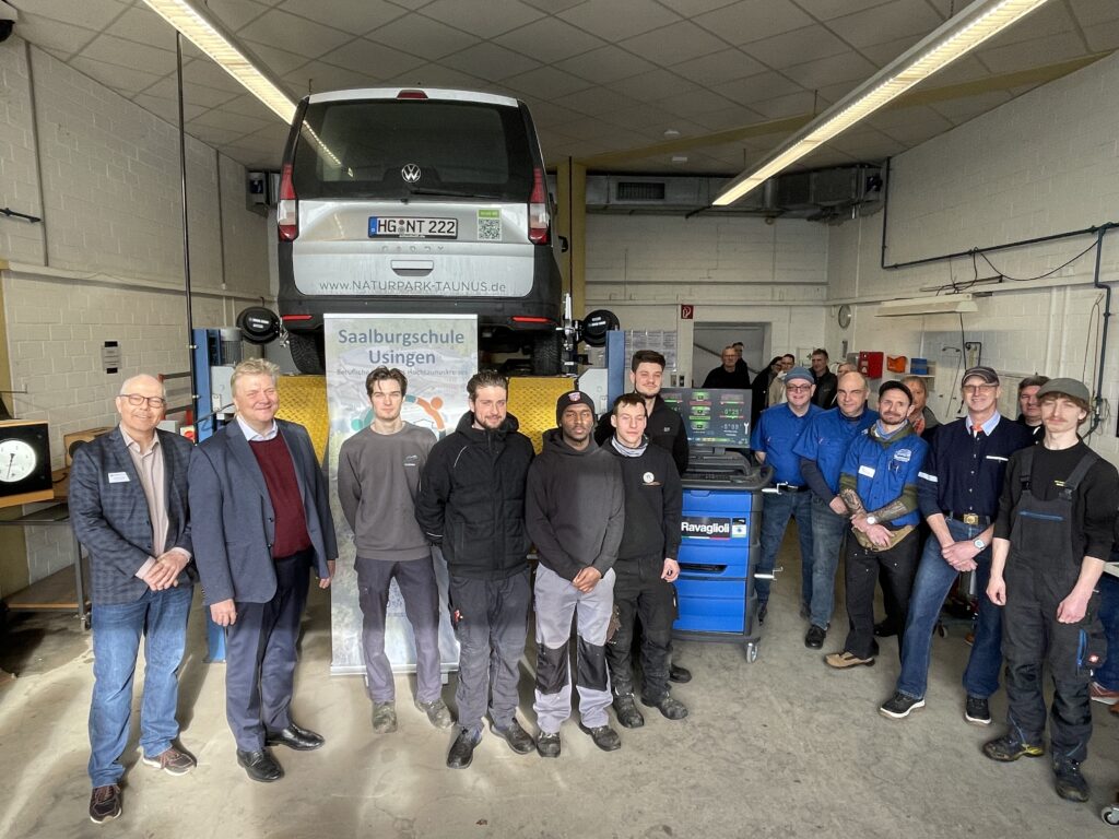 Gruppenbild_Achsvermessung